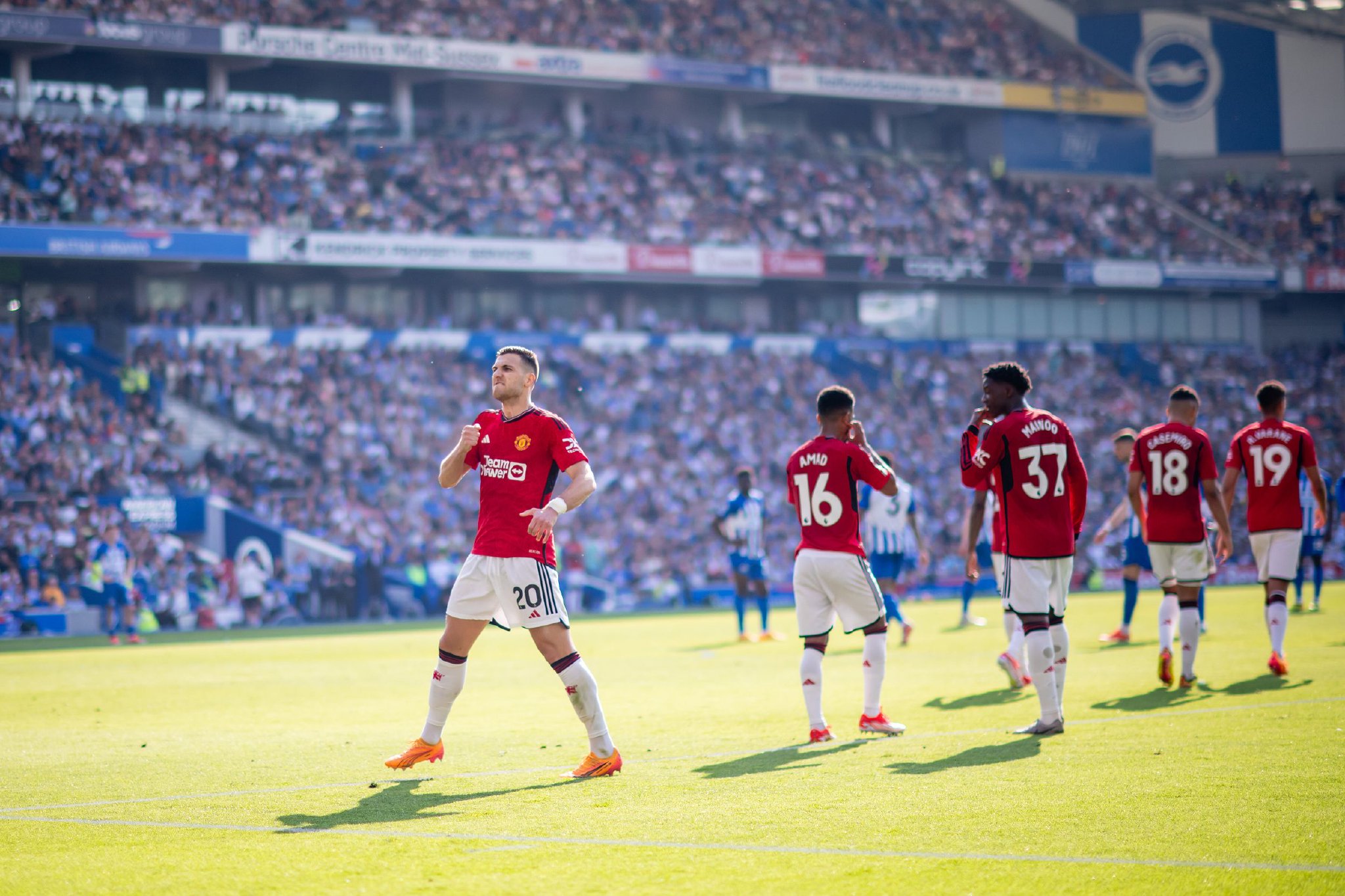 视后防线的 视后防线的