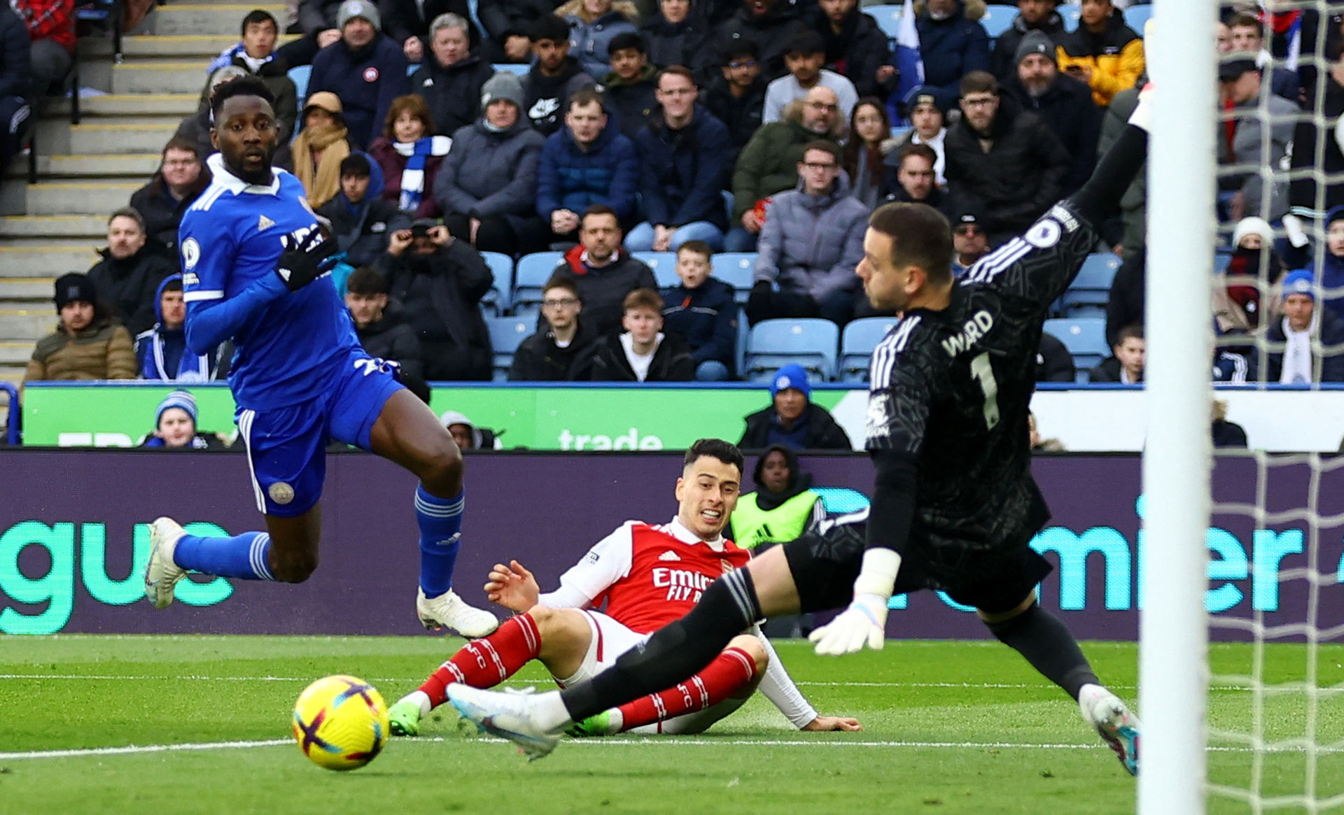 及其人民 及其人民